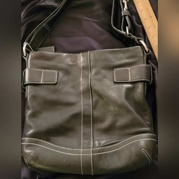 Coach Buckle Soho Bag - Picture 4 of 7